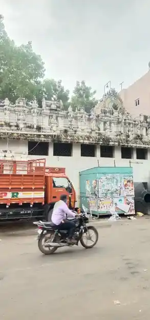 Arulmigu Kadumbadi Amman Temple, Valasaravakkam, Chennai - 600087