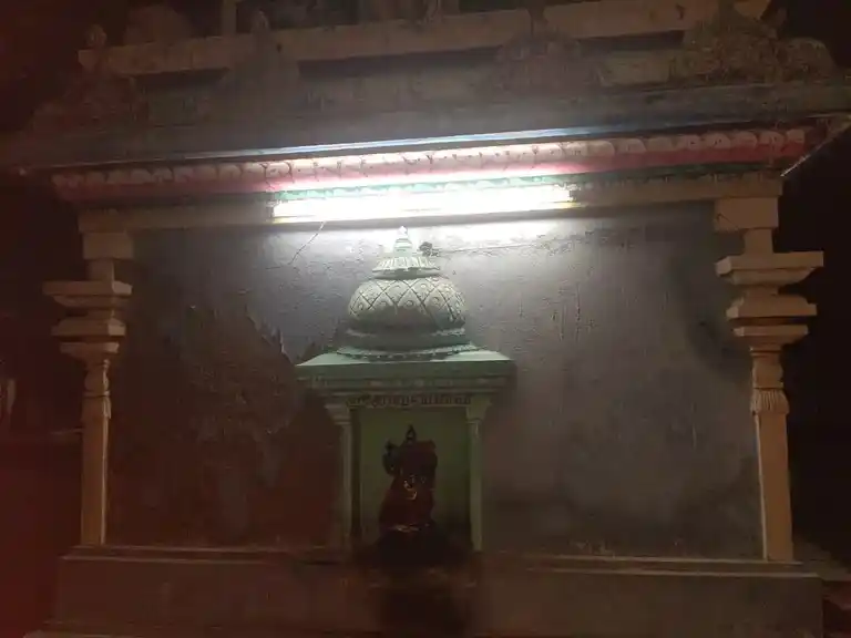Arulmigu Kadumbadiamman Temple, Gerugambakkam - 600122 அருள்மிகு கடும்பாடியம்மன் திருக்கோயில், Gerugambakkam - 600122, Kancheepuram - Ancient Temple Architecture and History Image 4