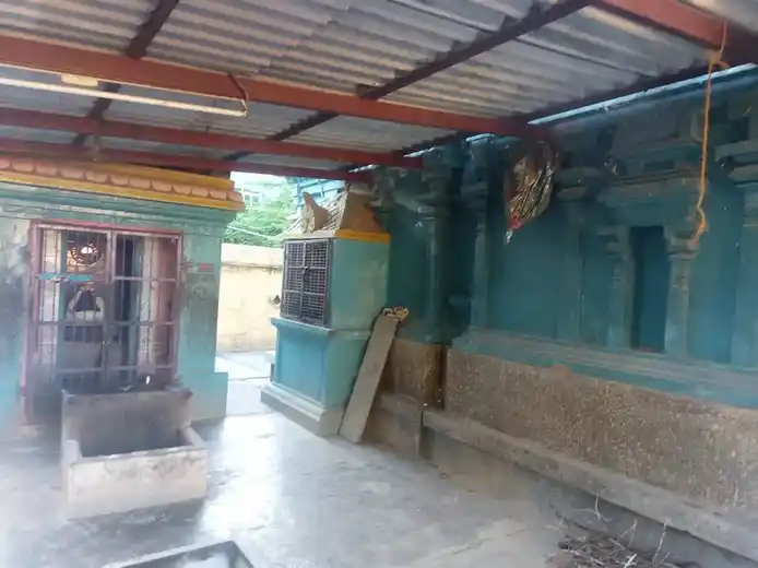 Arulmigu Kailasanaadhar And Lakshminarayanaperumal Temple, Sendhankudi - 609001 அருள்மிகு கைலாசநாதர் திருக்கோயில், சேந்தன்குடி, சேந்தன்குடி - 609001, Mayiladuthurai - Ancient Temple Architecture and History Image 6