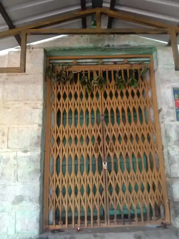 Arulmigu Kailasanaathar Temple, Perumpakkam - 605301 அருள்மிகு கைலாசநாதர் திருக்கோயில், பெரும்பாக்கம் - 605301, Viluppuram - Ancient Temple Architecture and History Image 5