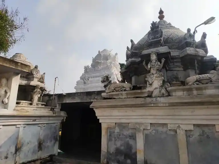 Arulmigu Kailasanaathar Temple, Polur - 606803