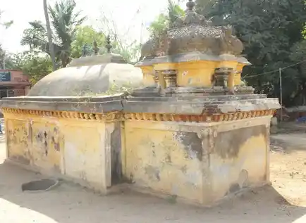 Arulmigu Kailasanadar Temple, Uluthampattu - 607105 அருள்மிகு கைலாசநாதர் திருக்கோயில், Uluthampattu - 607105, Cuddalore - Ancient Temple Architecture and History Image 4