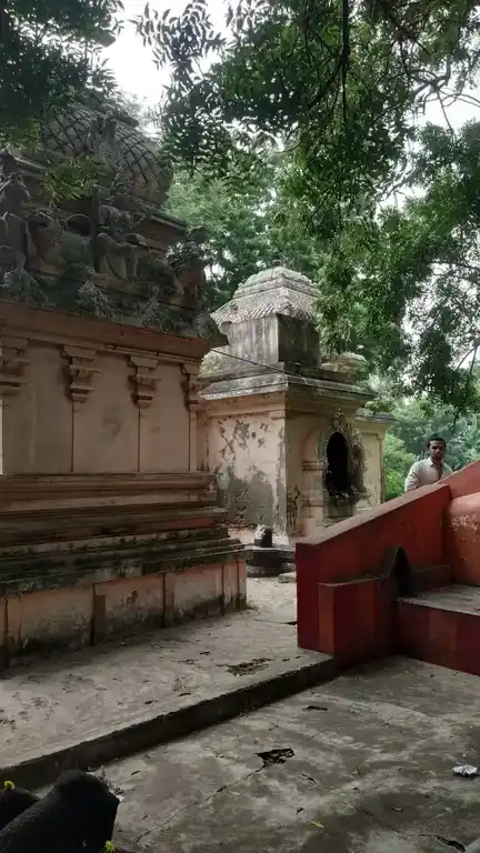 Arulmigu Kailasanadhar Temple, Near Puliyanthoppu, Salai Agaram - 605103