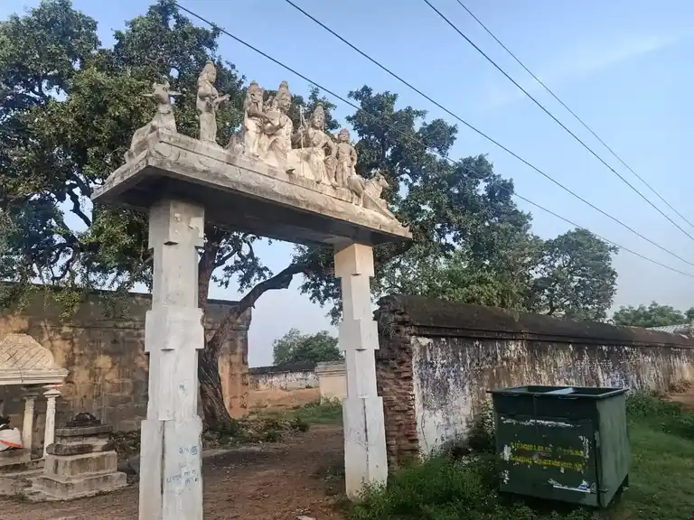Arulmigu Kailasanadhar Temple, Porur - 605202 அருள்மிகு கைலாசநாதர் திருக்கோயில், போரூர் - 605202, Viluppuram - Ancient Temple Architecture and History Image 2