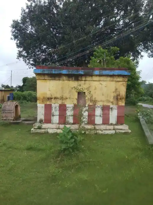 Arulmigu Kailasanadhar Temple, Thazhampedu - 603109 அருள்மிகு கைலாசநாதர் திருக்கோயில், Thazhampedu - 603109, Chengalpattu - Ancient Temple Architecture and History Image 5