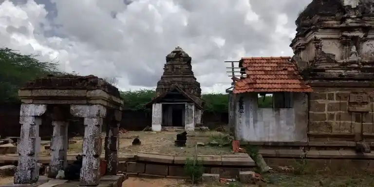 Arulmigu Kailasanatha Suwamy Temple, Pullukudi - 623407 அருள்மிகு கைலாசநாதசுவாமி திருக்கோயில், புல்லுகுடி - 623407, Ramanathapuram - Ancient Temple Architecture and History Image 3