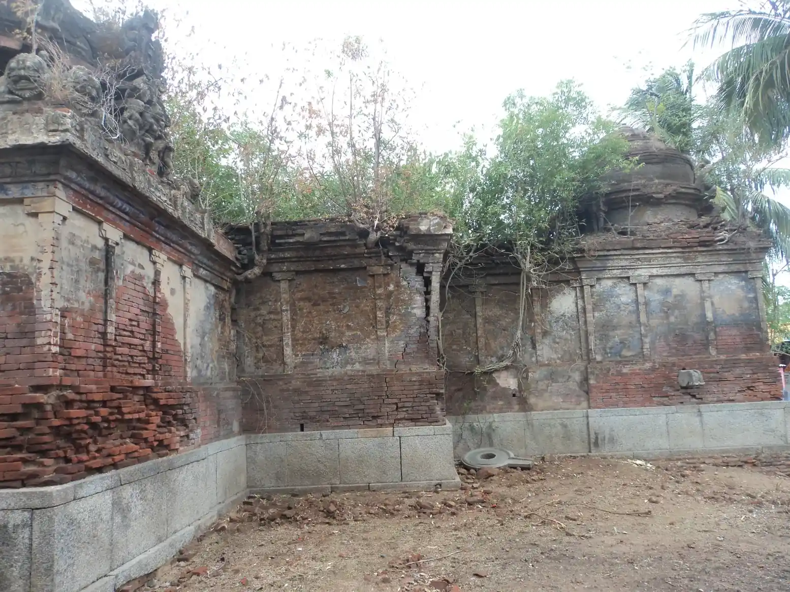 Arulmigu Kailasanatha Swamy Temple, Nedunchery - 610107 அருள்மிகு கைலாசநாதசுவாமி ஆலயம், Nedunchery - 610107, Thiruvarur - Ancient Temple Architecture and History Image 4