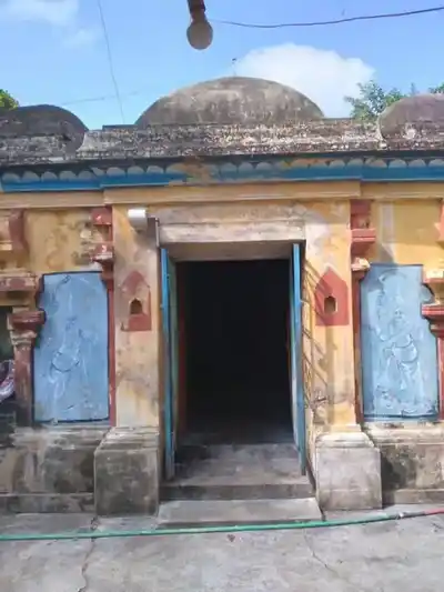 Arulmigu Kailasanatha Swamy Temple, Perumpannaiyur - 612603 அருள்மிகு கைலாசநாதர் திருக்கோயில், பெரும்பன்னையூர் - 612603, Thiruvarur - Ancient Temple Architecture and History Image 3