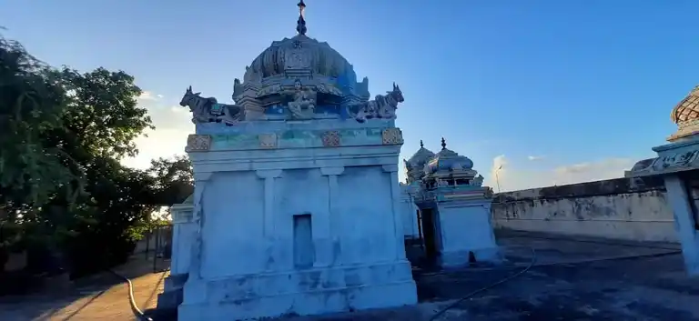 Arulmigu Kailasanatha Swamy Temple, Vaduvur Vadapathi - 614019 Temple