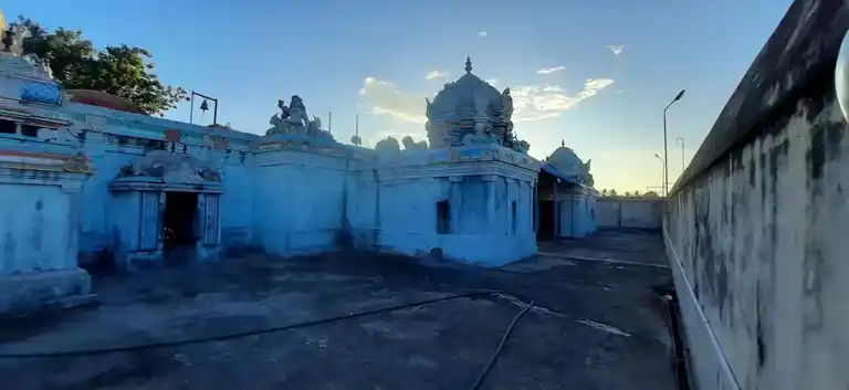 Arulmigu Kailasanatha Swamy Temple, Vaduvur Vadapathi - 614019 அருள்மிகு கைலாசநாத சுவாமி திருக்கோயில், வடுவூர் வடபாதி - 614019, Thiruvarur - Ancient Temple Architecture and History Image 3