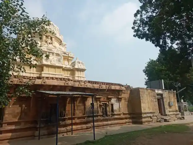 Arulmigu Kailasanathar Alandiamman Temple, Chozhamadevi - 620013 அருள்மிகு கைலாசநாதர்ஆலாண்டியம்மன் திருக்கோயில், Chozhamadevi - 620013, Thiruchirappalli - Ancient Temple Architecture and History Image 2