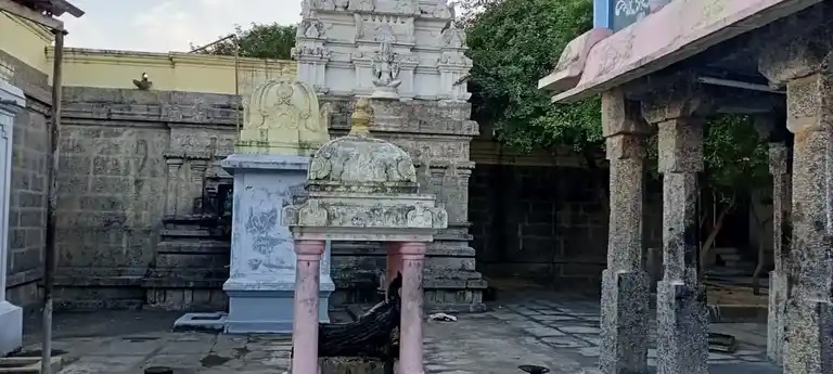 Arulmigu Kailasanathar And Santhaveli Amman Temple, Iyampattai - 631601 அருள்மிகு கைலாசநாதர் மற்றும் சந்தவெளியம்மன் திருக்கோயில், அய்யம்பேட்டை - 631601, Kancheepuram - Ancient Temple Architecture and History Image 2