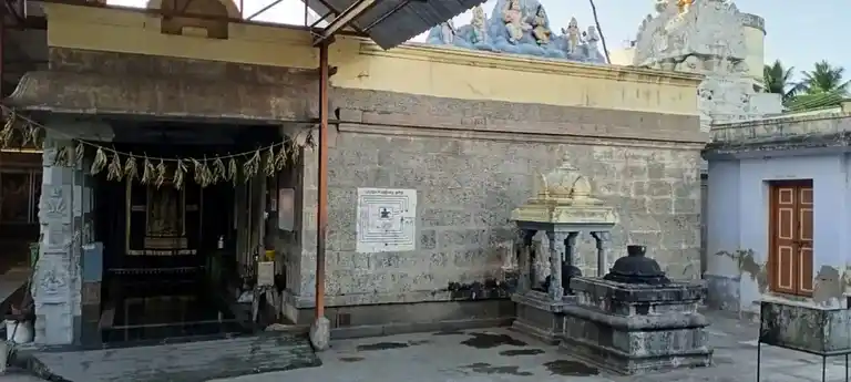Arulmigu Kailasanathar And Santhaveli Amman Temple, Iyampattai - 631601 அருள்மிகு கைலாசநாதர் மற்றும் சந்தவெளியம்மன் திருக்கோயில், அய்யம்பேட்டை - 631601, Kancheepuram - Ancient Temple Architecture and History Image 3