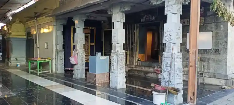Arulmigu Kailasanathar And Santhaveli Amman Temple, Iyampattai - 631601 அருள்மிகு கைலாசநாதர் மற்றும் சந்தவெளியம்மன் திருக்கோயில், அய்யம்பேட்டை - 631601, Kancheepuram - Ancient Temple Architecture and History Image 5