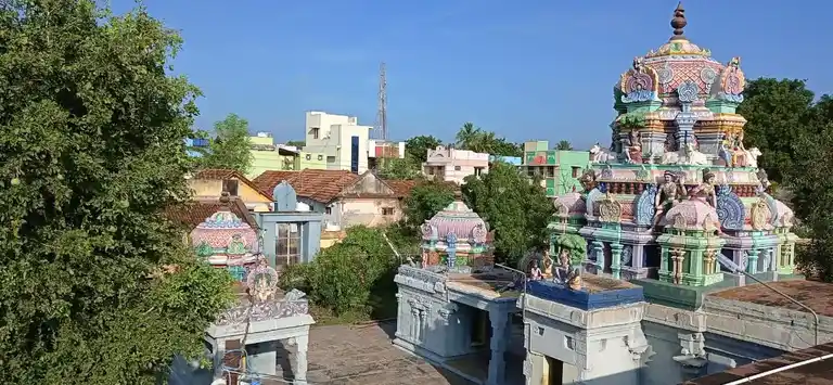 Arulmigu Kailasanathar and Varatharaja Parumal Temples, Vellanur - 621712 அருள்மிகு கைலாசநாதர் மற்றும் வரதராஜப்பெருமாள் திருக்கோயில், Vellanur - 621712, Thiruchirappalli - Ancient Temple Architecture and History Image 3