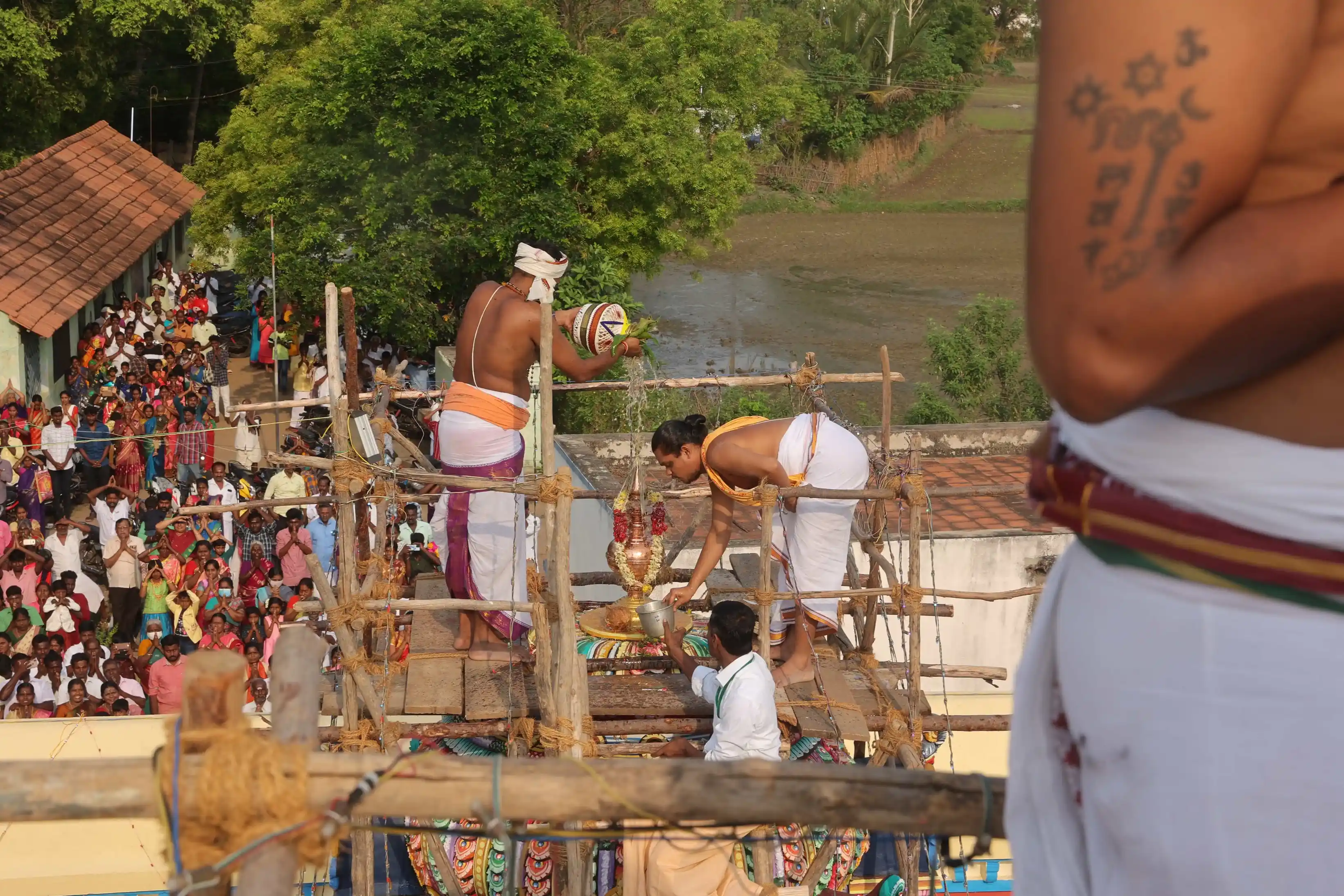 Arulmigu Kailasanathar And Varatharaja Perumal Temple, Agaramangudi - 614303