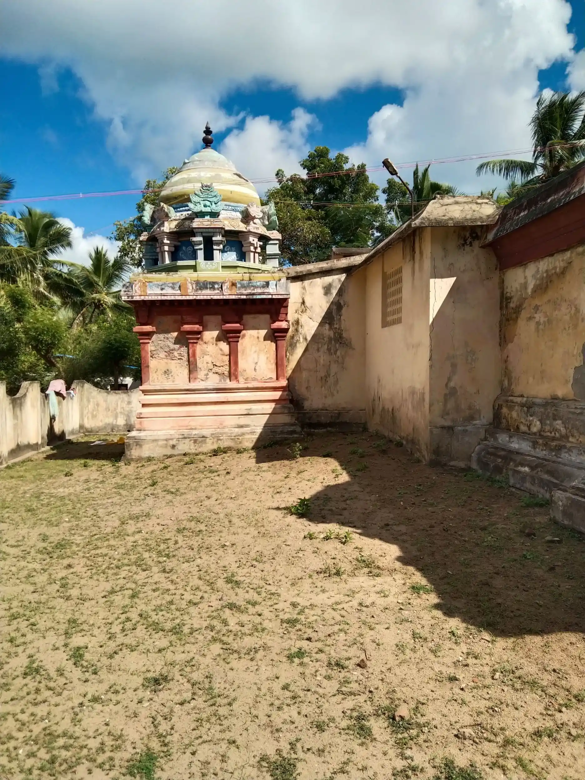 Arulmigu Kailasanathar And Yegambareswarar Temple, Rishiyur - 614403 அருள்மிகு கைலாசநாதர் மற்றும் ஏகாம்பரேஷ்வரர் திருக்கோயில், Rishiyur - 614403, Thiruvarur - Ancient Temple Architecture and History Image 6