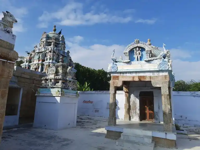 Arulmigu Kailasanathar (E) Temples, Valadi - 621601 அருள்மிகு கைலாசநாதர் திருக்கோயில், Valadi - 621601, Thiruchirappalli - Ancient Temple Architecture and History Image 4