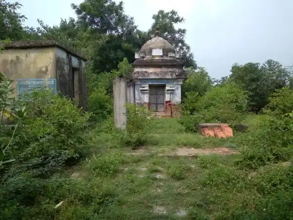Arulmigu Kailasanathar Govindarajaperumal Temple, Erandamkattalai - 612202 அருள்மிகு கைலாசநாதர், கோவிந்தராஜபெருமாள் திருக்கோயில், Erandamkattalai - 612202, Thanjavur - Ancient Temple Architecture and History Image 4