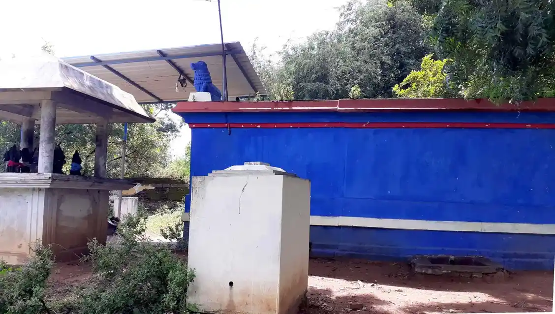 Arulmigu Kailasanathar Kannapiran Bajanai Madam, Pazhaveri - 603106 அருள்மிகு கைலாசநாதர் கண்ணபிரான் பஜனை மடம், Pazhaveri - 603106, Kancheepuram - Ancient Temple Architecture and History Image 4