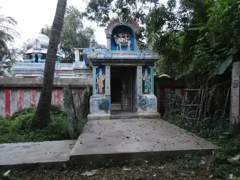 Arulmigu Kailasanathar Lakshminarayan Perumal Temple, Melaththuraiyur - 612701 அருள்மிகு கைலாசநாதர் லெட்சுமிநாராயணப்பெருமாள் திருக்கோயில், Melaththuraiyur - 612701, Thiruvarur - Ancient Temple Architecture and History Image 7