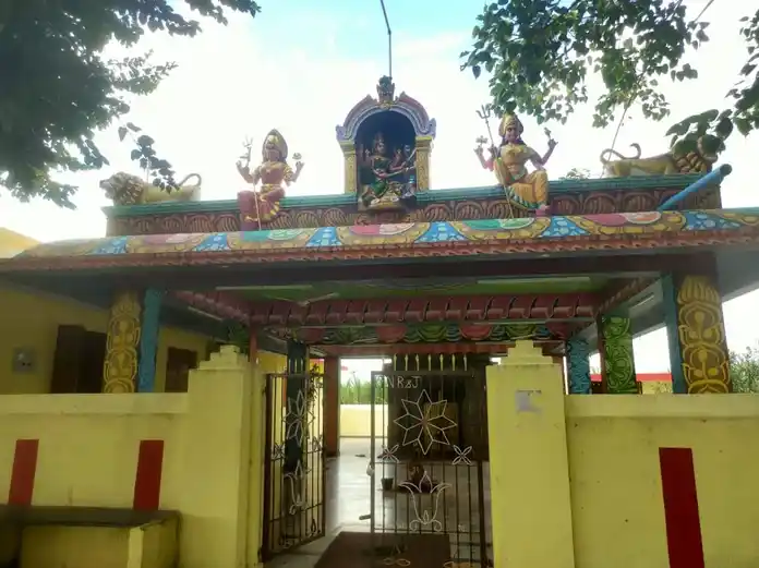 Arulmigu Kailasanathar, Sengooramman Temple, Near Main Road, Melpandipakkam - 631302 அருள்மிகு கைலாசநாதர், செங்கூனரம்மன் திருக்கோயில், Near Main Road - 631302, Tiruvallur - Ancient Temple Architecture and History Image 7