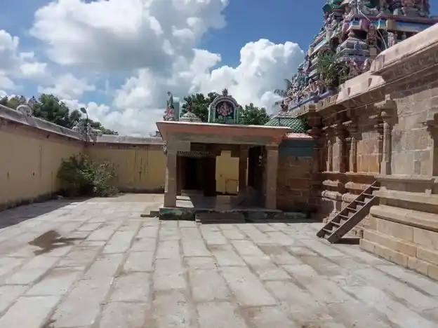 Arulmigu Kailasanathar Swamy Temple, Mannargudi - 614001 அருள்மிகு கைலாசநாதர் திருக்கோயில், மன்னார்குடி - 614001, Thiruvarur - Ancient Temple Architecture and History Image 3