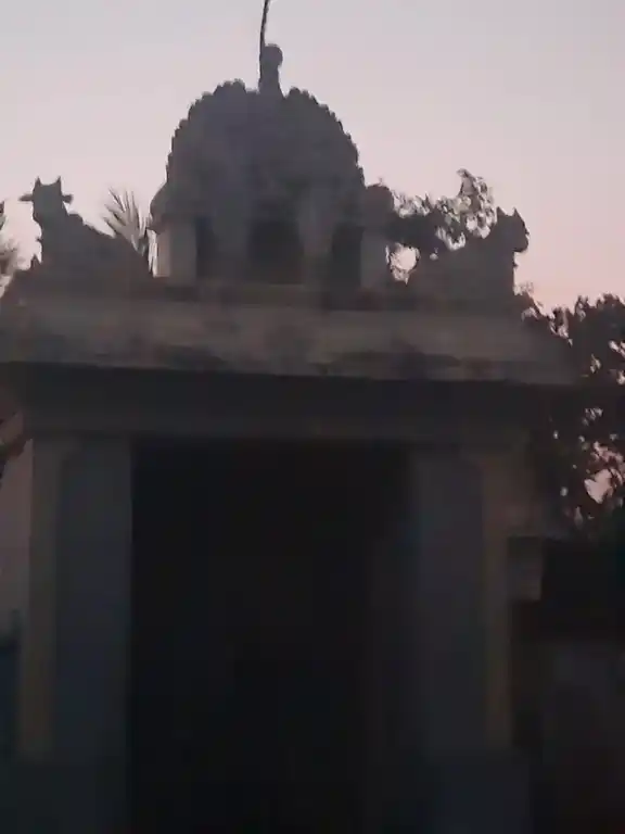 Arulmigu Kailasanathar Temple, Centre Of The Village, Chinnambedu - 601206 Arulmigu Kailasanathar Temple, Centre Of The Village, Chinnambedu - 601206, Tiruvallur - Ancient Temple Architecture and History Image 9