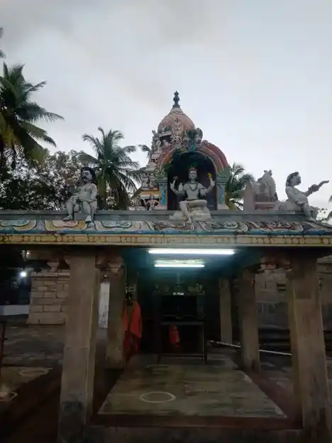 Arulmigu Kailasanathar Temple, Eswaran Koil Street, Uthukkuli - 638751 Arulmigu Kailasanathar Temple, Uthukkuli - 638751, Tiruppur - Ancient Temple Architecture and History Image 2