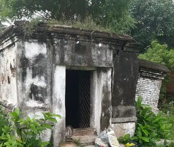 Arulmigu Kailasanathar Temple, Inside The Village, Mellannur - 602001 Temple