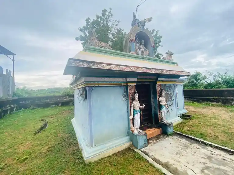 Arulmigu Kailasanathar Temple, Kailasanathar Templearea, Kalambakkam - 602025 அருள்மிகு கைலசநதர் சாமி திருக்கோயில், Kailasanathar Templearea, Kalambakkam - 602025, Tiruvallur - Ancient Temple Architecture and History Image 4