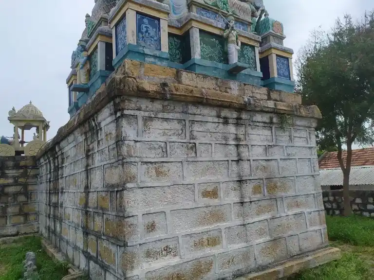 Arulmigu Kailasanathar Temple, Karukudi - 621115 Arulmigu Kailasanathar Temple, Karukudi - 621115, Perambalur - Ancient Temple Architecture and History Image 2