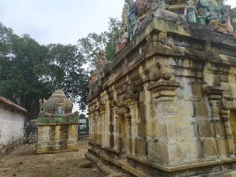Arulmigu Kailasanathar Temple, Karukudi - 621115 Arulmigu Kailasanathar Temple, Karukudi - 621115, Perambalur - Ancient Temple Architecture and History Image 5