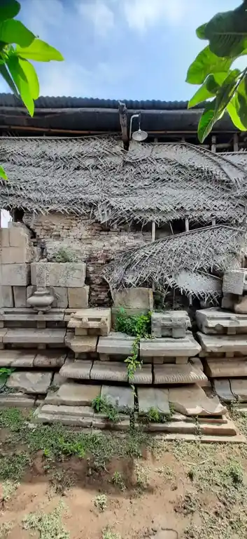 Arulmigu Kailasanathar Temple, Koil Singalanthi - 614703 அருள்மிகு கைலாசநாதர் திருக்கோயில், Koil Singalanthi - 614703, Thiruvarur - Ancient Temple Architecture and History Image 4