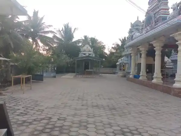 Arulmigu Kailasanathar Temple, Kottaimedu, Kottaimedu - 638183 அருள்மிகு கைலாசநாதர் திருக்கோயில், கோட்டைமேடு,குமாரபாளையம், நாமக்கல். - 638183, Namakkal - Ancient Temple Architecture and History Image 3