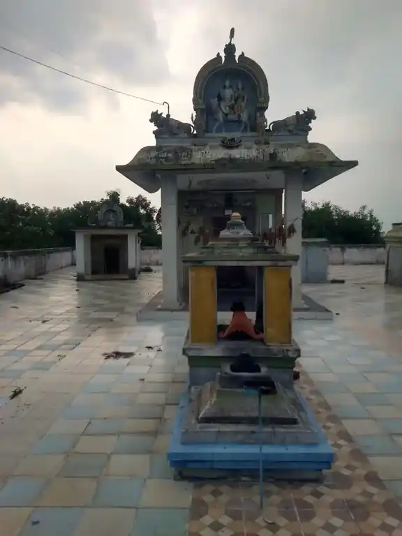Arulmigu Kailasanathar Temple, Main Road Bus Stand, Kannambakkam - 601201 அருள்மிகு கைலாசநாதர் திருக்கோயில், Main Road Bus Stand, Kannambakkam - 601201, Tiruvallur - Ancient Temple Architecture and History Image 4