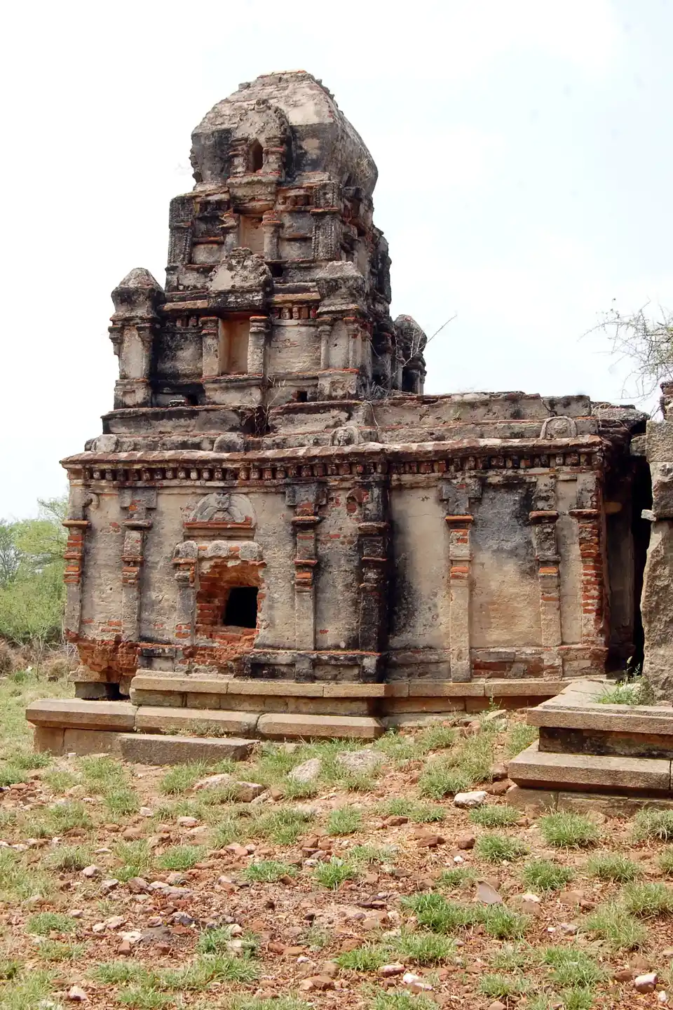 Arulmigu Kailasanathar Temple, Mamarathupatti, Velampoondi - 639201 அருள்மிகு கைலாசநாதர் திருக்கோயில், Mamarathupatti, Velampoondi - 639201, Tiruppur - Ancient Temple Architecture and History Image 3