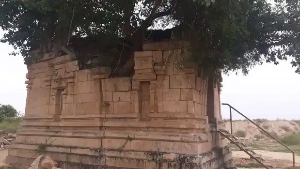 Arulmigu Kailasanathar Temple, Meelavangaram - 621112 Arulmigu Kailasanathar Temple, Meelavangaram - 621112, Thiruchirappalli - Ancient Temple Architecture and History Image 3