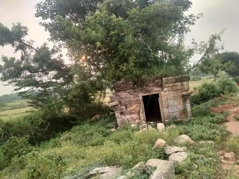 Arulmigu Kailasanathar Temple, Nagamangalam - 621701 அருள்மிகு கைலாசநாதர் திருக்கோயில், Nagamangalam - 621701, Ariyalur - Ancient Temple Architecture and History Image 4