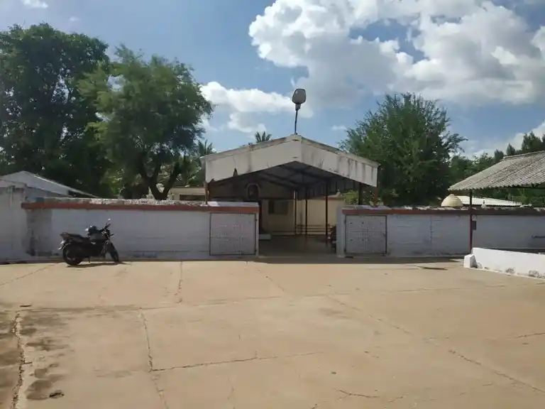 Arulmigu Kailasanathar Temple, Nanjai Kilampadi, Kodumudi - 638154 Temple