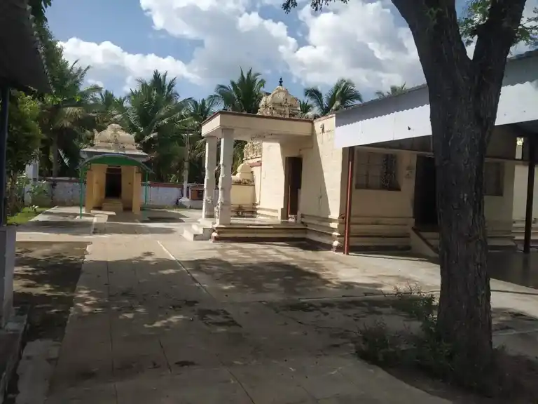 Arulmigu Kailasanathar Temple, Nanjai Kilampadi, Kodumudi - 638154 அருள்மிகு கைலாசநாதர் திருக்கோயில், Nanjai Kilampadi, Kodumudi - 638154, Erode - Ancient Temple Architecture and History Image 3