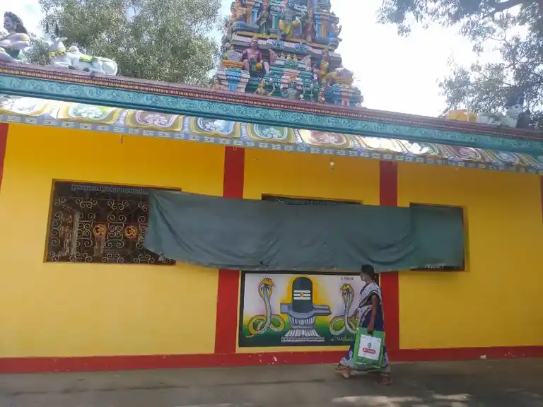 Arulmigu Kailasanathar Temple, Near Ariyakulam, Puludikarai - 635202