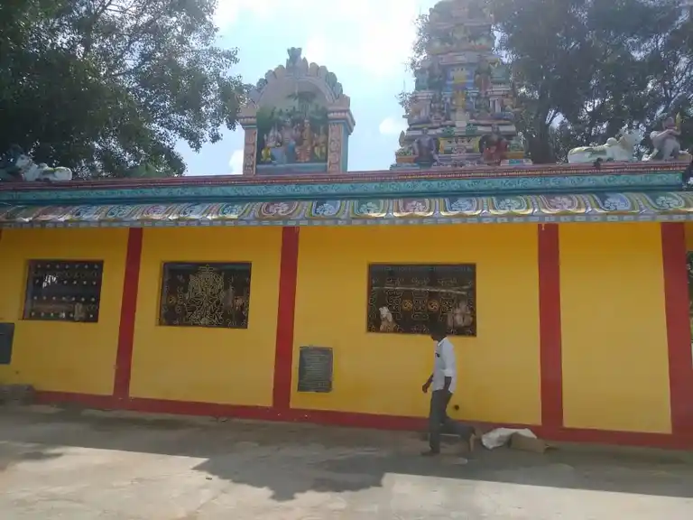 Arulmigu Kailasanathar Temple, Near Ariyakulam, Puludikarai - 635202 அருள்மிகு கைலாசநாதர் திருக்கோயில், Near Ariyakulam, Puludikarai - 635202, Dharmapuri - Ancient Temple Architecture and History Image 2