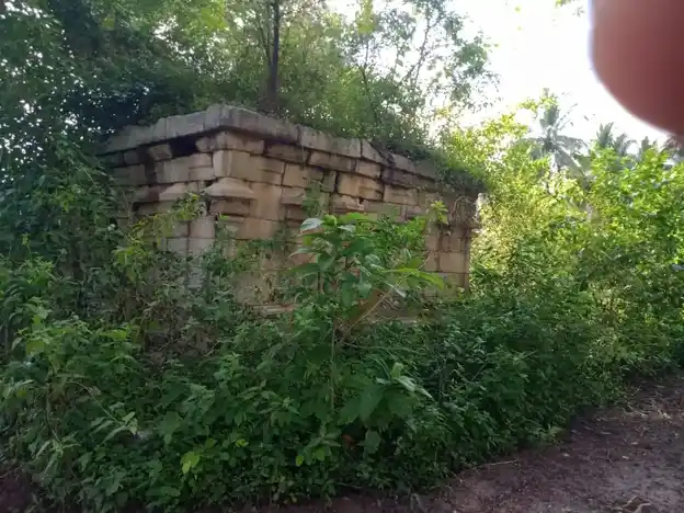 Arulmigu Kailasanathar Temple, Near Main Road, Itchampadi - 631207 அருள்மிகு கைலாசநாதர் திருக்கோயில், Near Main Road, Itchampadi - 631207, Tiruvallur - Ancient Temple Architecture and History Image 5