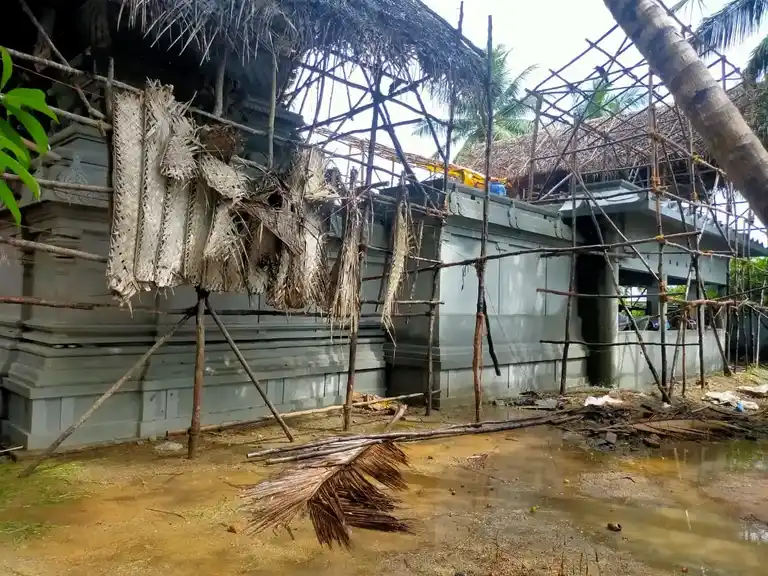 Arulmigu Kailasanathar Temple, Near School, Ilupakkam - 601204 Arulmigu Kailasanathar Temple, Near School, Ilupakkam - 601204, Tiruvallur - Ancient Temple Architecture and History Image 3
