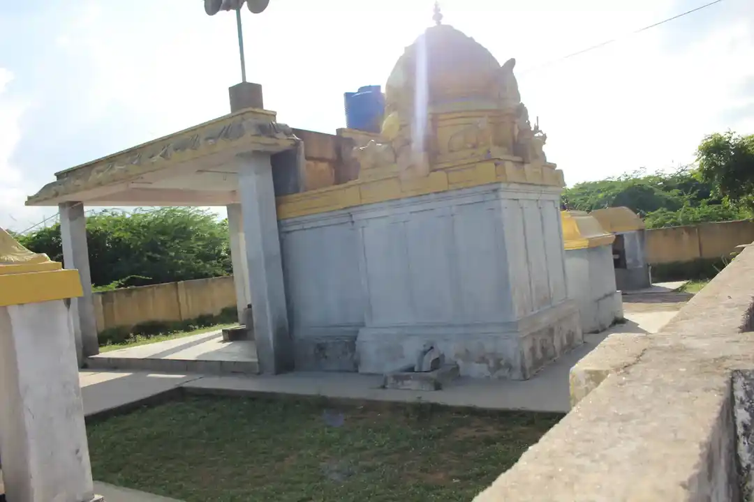 Arulmigu Kailasanathar Temple, Paruthicheri - 612605 அருள்மிகு கைலாசநாதர் திருக்கோயில், Paruthicheri - 612605, Thanjavur - Ancient Temple Architecture and History Image 5