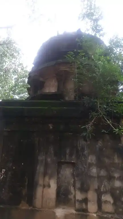 Arulmigu Kailasanathar Temple, Pilichikuzhi - 621804 அருள்மிகு கைலாசநாதர் திருக்கோயில், பிலிச்சிகுழி - 621804, Ariyalur - Ancient Temple Architecture and History Image 2