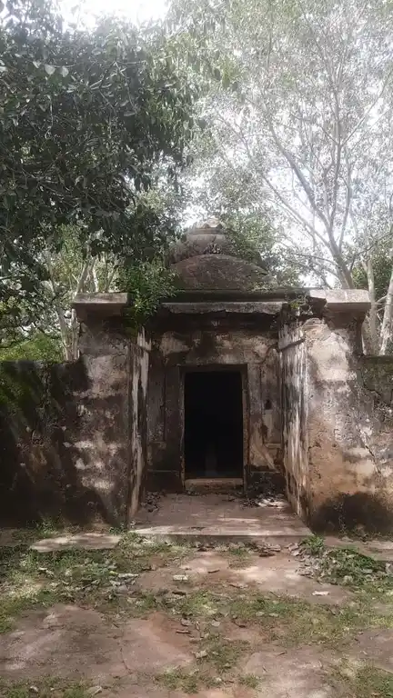 Arulmigu Kailasanathar Temple, Pilichikuzhi - 621804 அருள்மிகு கைலாசநாதர் திருக்கோயில், பிலிச்சிகுழி - 621804, Ariyalur - Ancient Temple Architecture and History Image 3