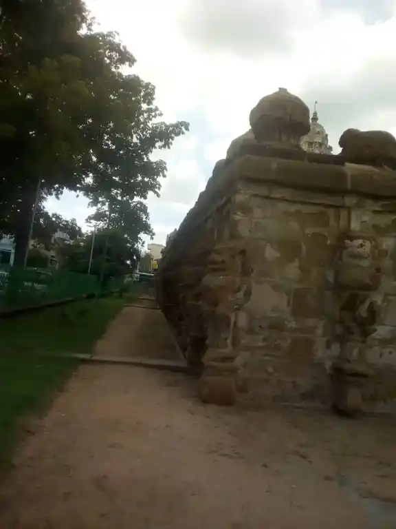 Arulmigu Kailasanathar Temple, Salabogam - 631502