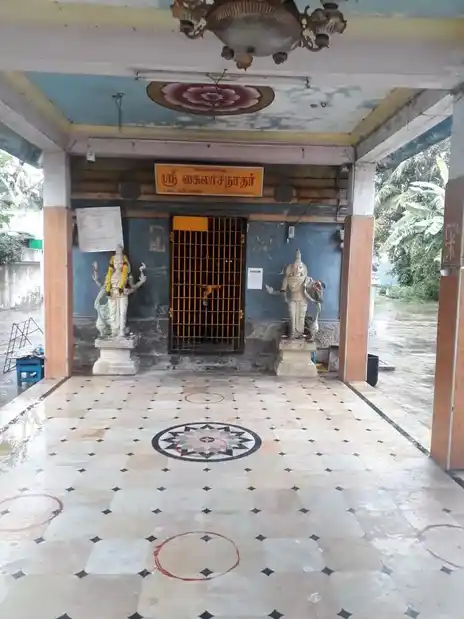Arulmigu Kailasanathar Temple, Seneerkuppam - 600056 அருள்மிகு கைலாசநாதர் திருக்கோயில், Seneerkuppam - 600056, Tiruvallur - Ancient Temple Architecture and History Image 3